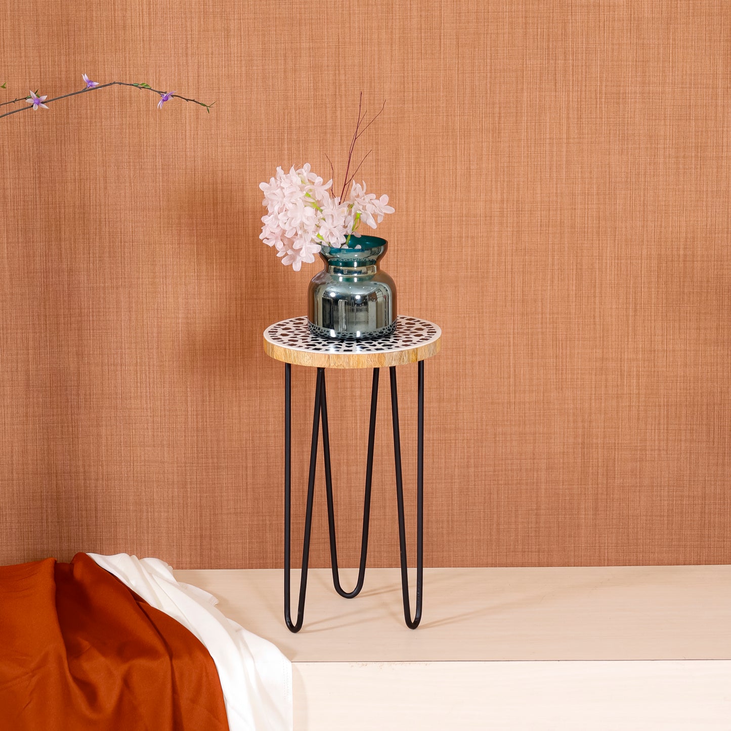 Black & White Geometric Design Wooden Resin Plant Stand