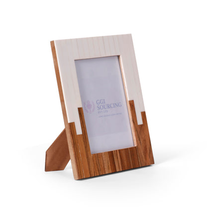 UrbanStep Resin-Coated Photo Frame – 5 × 7 Inch | Navakrti Decor