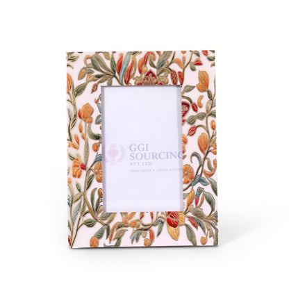 Navakrti Decor Crimson Bloom Resin-Coated MDF Photo Frame – 4 × 6 Inch | Red Floral Decorative Picture Frame