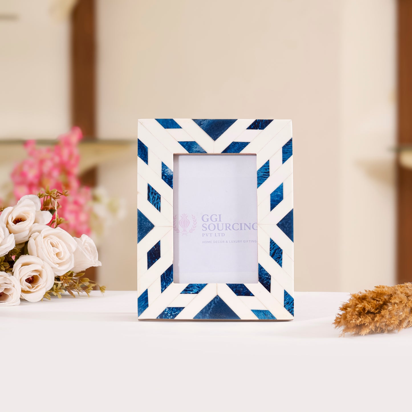 AzureGeo Resin-Coated Photo Frame – 4 × 6 Inch | Navakrti Decor